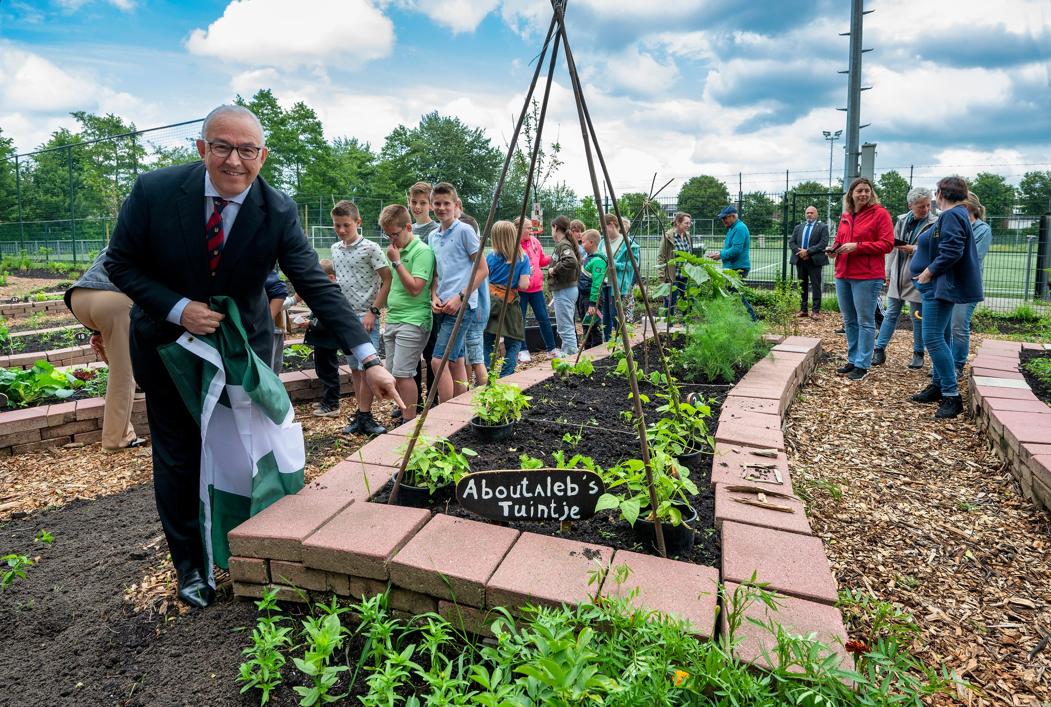 Wijktuin Kralingseveer geopend