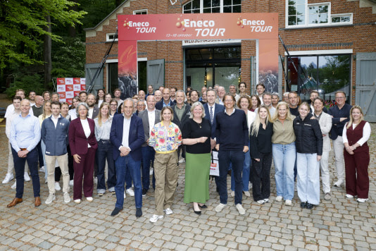 De Tour of Holland gaat vanaf dit jaar verder onder de naam Eneco Tour. Na tien jaar afwezigheid wordt Eneco hiermee weer naamsponsor van een internationale profkoers. Bijzonder is dat de Eneco Tour tegelijkertijd voor mannen en vrouwen wordt georganiseerd, doordat de Simac Ladies Tour wordt geïntegreerd in de Eneco Tour. De Eneco Tour vindt plaats van 13 tot en met 18 oktober 2026.